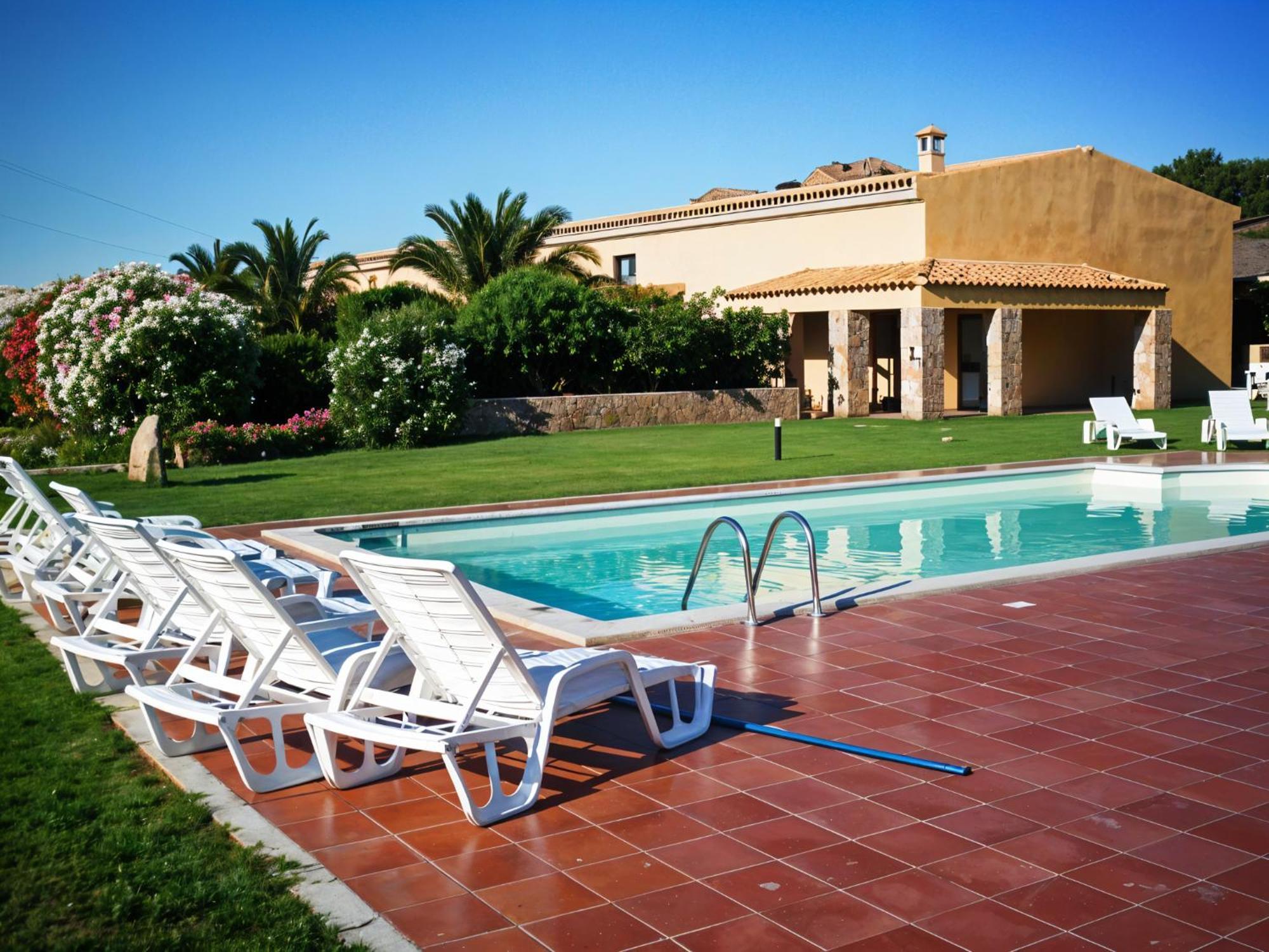 Agriturismo Lu Colbu Trinità dʼAgultu Eksteriør bilde
